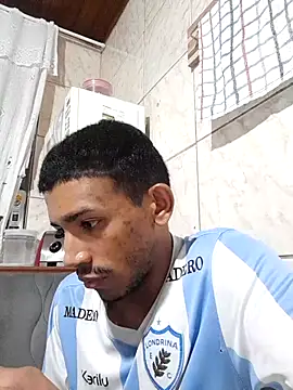 Snapshot of Mineirinho043 chatting on March 16, 2025, 2:43 am Mineirinho043 online show from March 16, 2025, 2:43 am