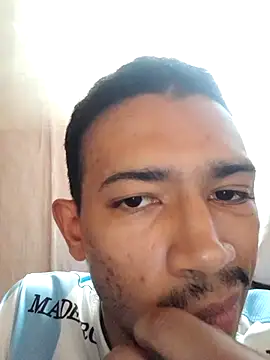 Snapshot of Mineirinho043 chatting on March 16, 2025, 8:21 pm Mineirinho043 online show from March 16, 2025, 8:21 pm