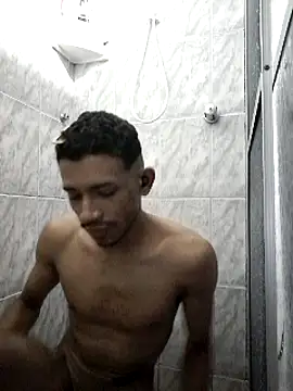 Snapshot of Mineirinho043 chatting on March 18, 2025, 7:42 pm Mineirinho043 online show from March 18, 2025, 7:42 pm