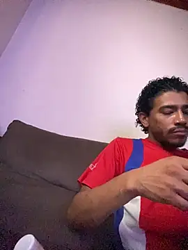 Snapshot of Mineirinho043 chatting on October 12, 2025, 6:40 pm Mineirinho043 online show from October 12, 2025, 6:40 pm