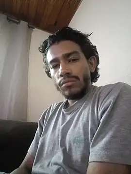 Snapshot of Mineirinho043 chatting on October 18, 2025, 2:29 pm Mineirinho043 online show from October 18, 2025, 2:29 pm