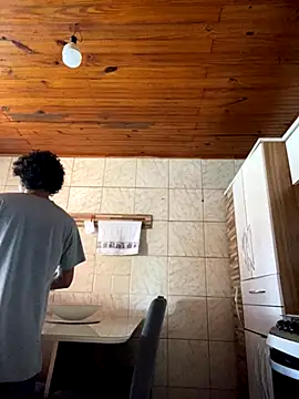 Snapshot of Mineirinho043 chatting on October 29, 2025, 11:34 am Mineirinho043 online show from October 29, 2025, 11:34 am