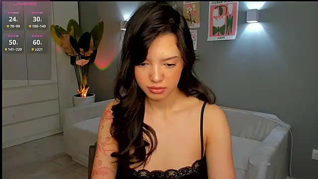 Snapshot of RikoAsada chatting on November 13, 2025, 7:18 am RikoAsada online show from November 13, 2025, 7:18 am