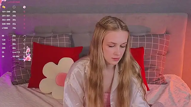 Snapshot of soft_babe chatting on February 9, 2026, 9:30 pm soft babe online show from February 9, 2026, 9:30 pm