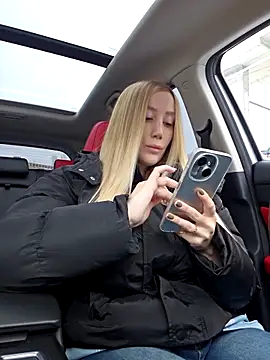 Pussy Drive03 online show from November 14, 2025, 4:22 am