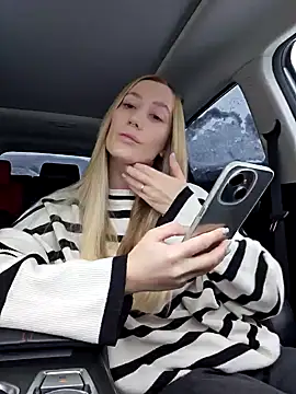 Pussy Drive03 online show from December 22, 2025, 5:04 am