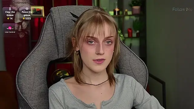 KiraMontoya online show from March 28, 2026, 11:26 pm