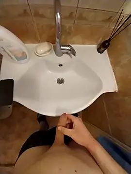 Good boy000 online show from February 24, 2025, 12:16 pm