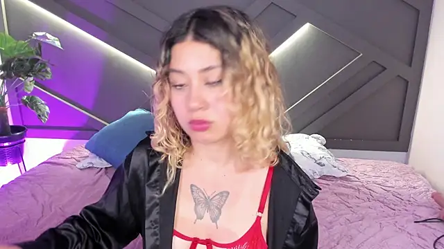 cloe palmer online show from February 15, 2025, 5:19 am