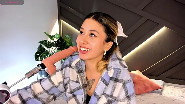 cloe palmer online show from March 7, 2025, 10:21 pm