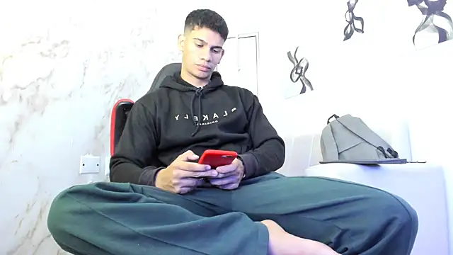 ANDRES STUD online show from October 5, 2025, 4:11 am