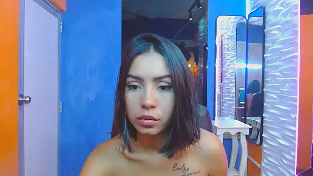 julieta fn online show from December 3, 2025, 1:42 pm