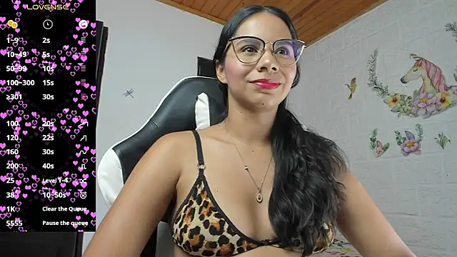 Snapshot of alisson_hoffman05 chatting on May 16, 2026, 12:29 am alisson hoffman05 online show from May 16, 2026, 12:29 am