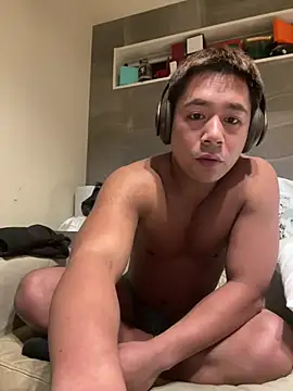 Snapshot of kouitichan chatting on February 12, 2025, 5:05 pm kouitichan online show from February 12, 2025, 5:05 pm