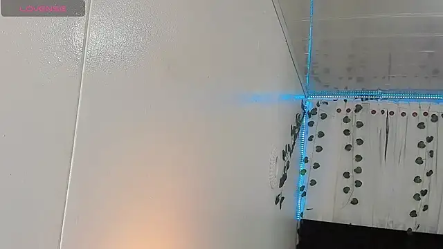 Irina milkmaid online show from April 20, 2026, 7:26 pm