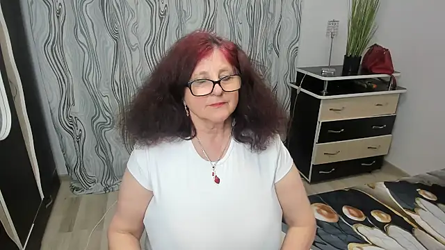 NoraJohnson6 online show from March 21, 2025, 12:50 pm