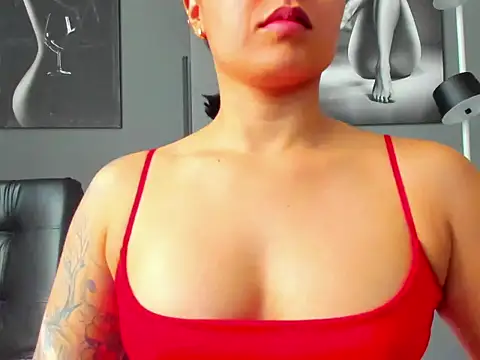 Snapshot of karlyjons12 chatting on October 30, 2025, 2:18 pm karlyjons12 online show from October 30, 2025, 2:18 pm