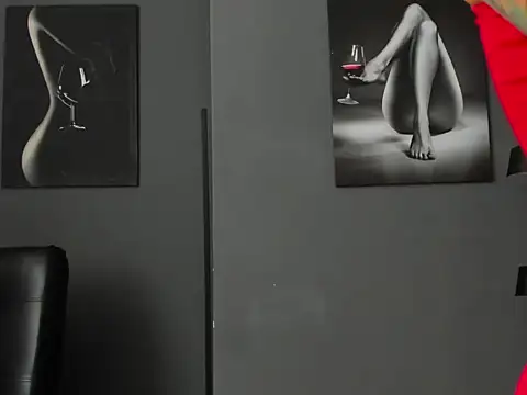 Snapshot of karlyjons12 chatting on January 8, 2026, 5:04 pm karlyjons12 online show from January 8, 2026, 5:04 pm