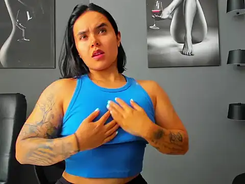 Snapshot of karlyjons12 chatting on January 14, 2026, 3:39 pm karlyjons12 online show from January 14, 2026, 3:39 pm