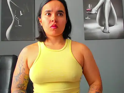 Snapshot of karlyjons12 chatting on February 5, 2026, 3:38 pm karlyjons12 online show from February 5, 2026, 3:38 pm