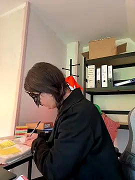 Loveblackzilla online show from December 15, 2025, 12:53 pm