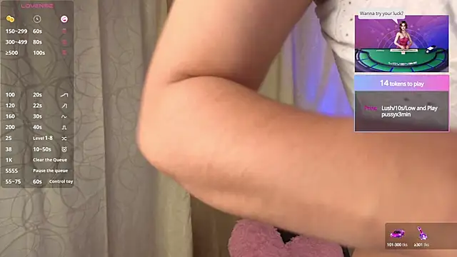 sophia dumont online show from March 22, 2025, 2:27 am