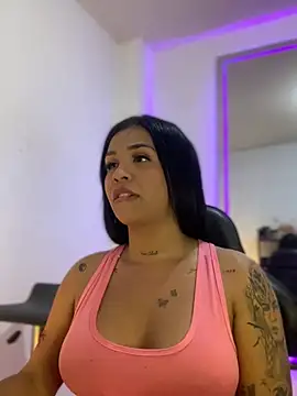 tinalove7 online show from May 17, 2026, 1:14 am