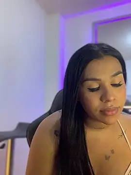 tinalove7 online show from May 22, 2026, 10:04 pm