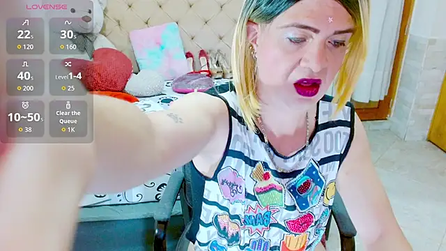 Dolldirtyxxx online show from October 13, 2025, 10:43 pm