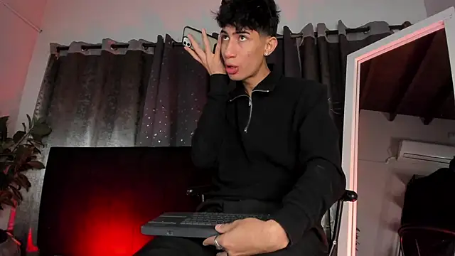 NovaaWheler online show from February 19, 2026, 12:23 pm