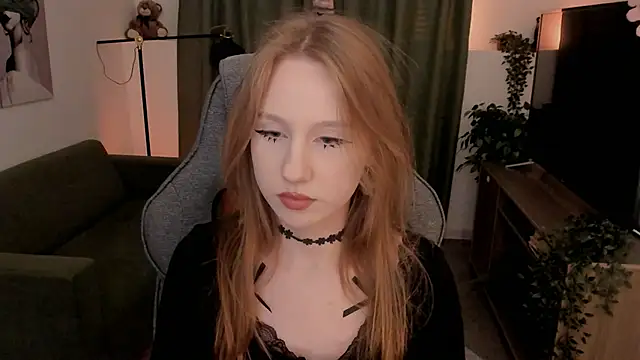 Snapshot of DariaTate chatting on April 30, 2026, 12:00 pm DariaTate online show from April 30, 2026, 12:00 pm