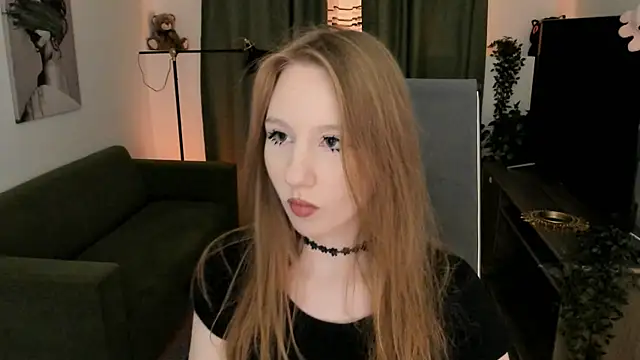 Snapshot of DariaTate chatting on May 17, 2026, 11:39 am DariaTate online show from May 17, 2026, 11:39 am