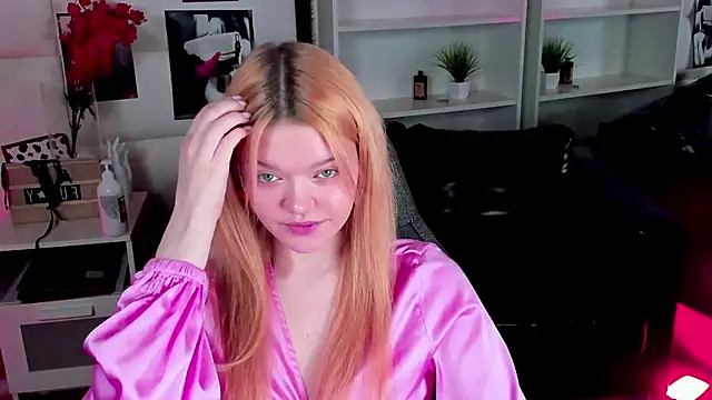 AdeleCartier online show from March 1, 2025, 7:41 am