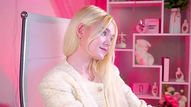 AdeleCartier online show from April 13, 2026, 2:50 am