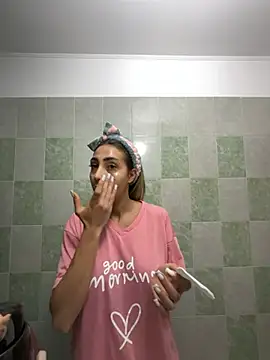 BonyBon29 online show from March 19, 2025, 4:57 am