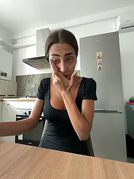 BonyBon29 online show from October 6, 2025, 7:28 am