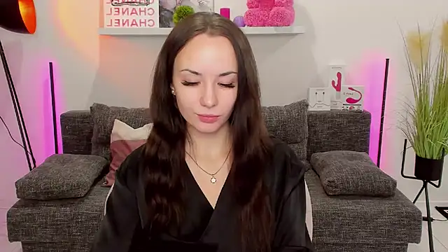 Suga babe online show from March 3, 2025, 8:11 pm