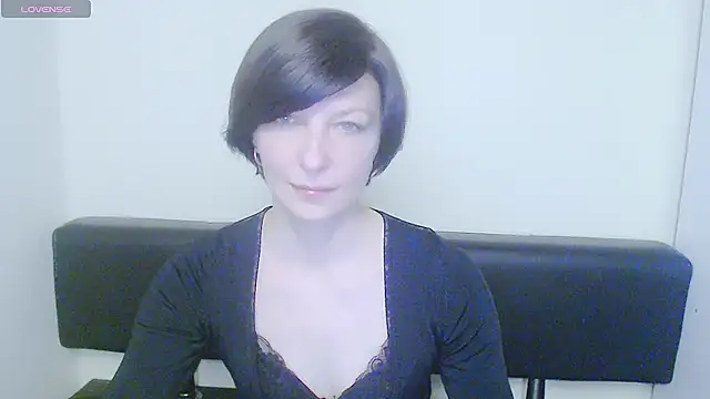  AngeliaFlow  online show from February 7, 2025, 11:01 am