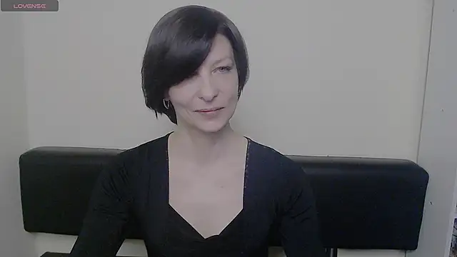  AngeliaFlow  online show from February 20, 2025, 10:37 am