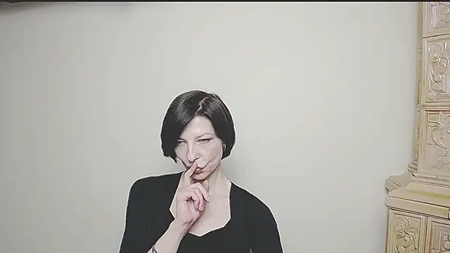  AngeliaFlow  online show from February 26, 2025, 12:58 pm