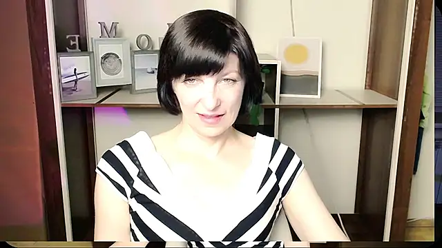  AngeliaFlow  online show from July 4, 2026, 8:20 am