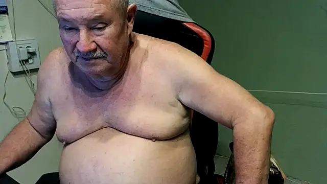 barenfan online show from February 11, 2025, 6:55 pm