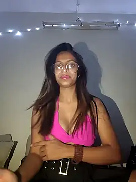 kissmebishh online show from March 17, 2025, 6:42 pm