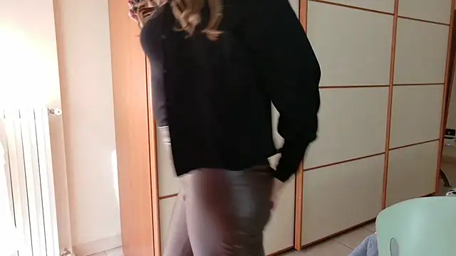 bambolina sexy1985 online show from November 25, 2025, 10:48 am