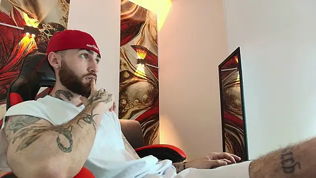 Luke davis01 online show from October 7, 2025, 1:19 pm