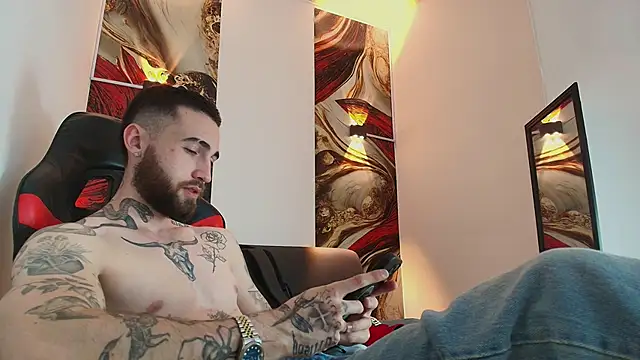 Luke davis01 online show from October 22, 2025, 3:51 am