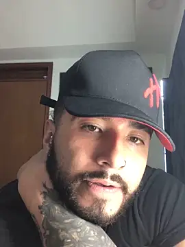 Noa Bonucci online show from February 19, 2025, 2:33 am