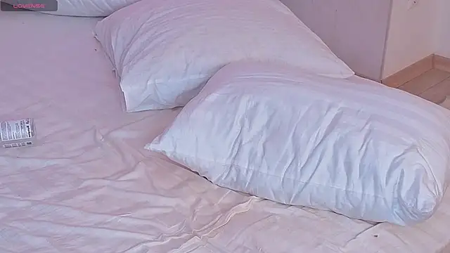 Nicole Hampton online show from February 20, 2025, 9:31 pm