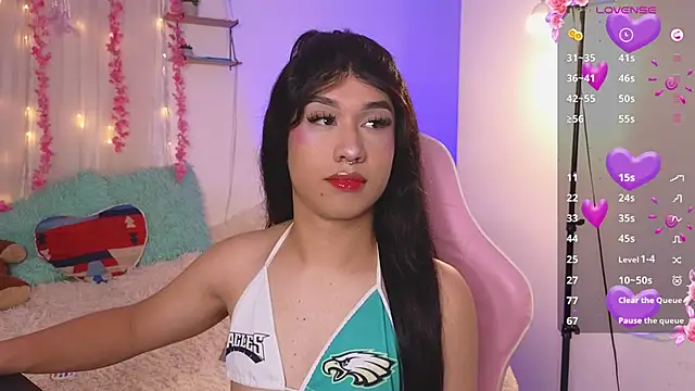 Sweettifani online show from October 23, 2025, 5:55 pm