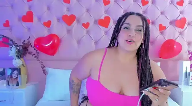 KourtneyEvans online show from February 19, 2025, 11:25 pm